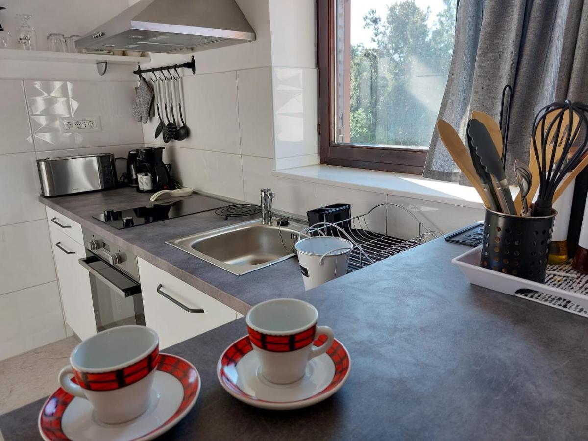 Apartments Lavanda - Free Parking And Grill Jezera Bagian luar foto
