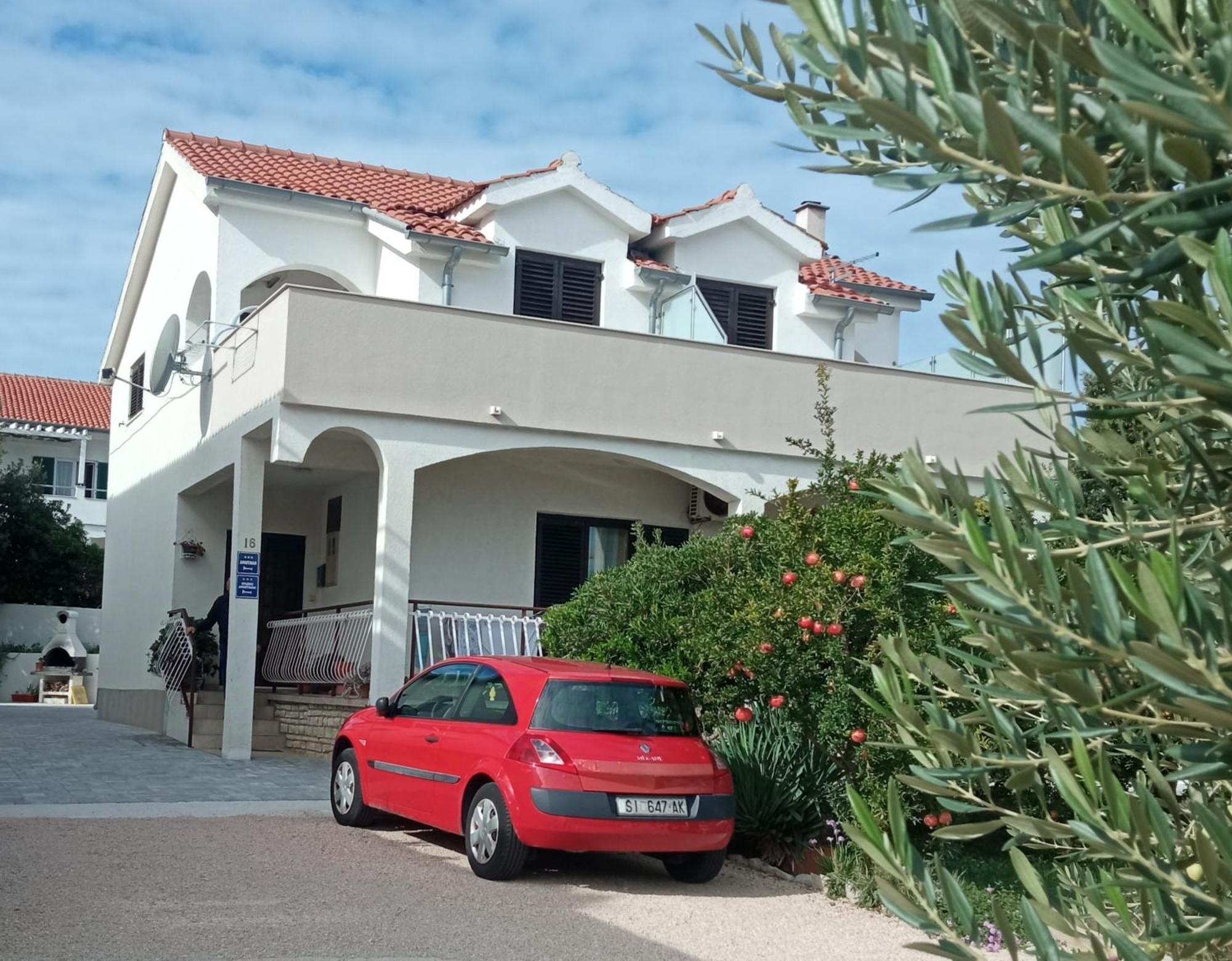 Apartments Lavanda - Free Parking And Grill Jezera Bagian luar foto